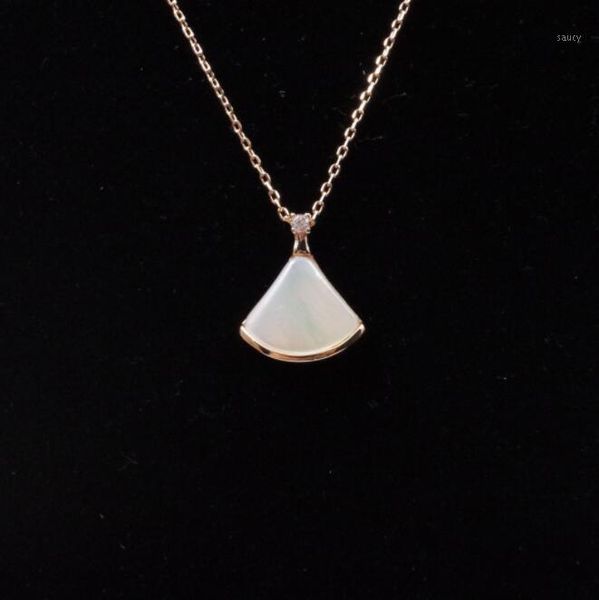 jewelry women necklace s925 pure silver home skirt necklace original buckle pure silver plated rose gold1
jewelry women necklace s925 pure silver home skirt necklace original buckle pure silver plated rose gold1
