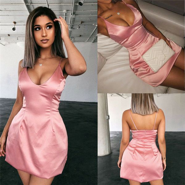 2020 new summer satin silk women v neck zipper women mini dress strap side backless streetwear club party clothes, Black;gray
2020 new summer satin silk women v neck zipper women mini dress strap side backless streetwear club party clothes, Black;gray