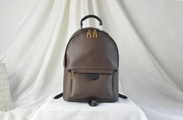 mini shoulder bag female small korean personality simple 2018 spring new wild casual cute soft leather backpack m41562m41560
mini shoulder bag female small korean personality simple 2018 spring new wild casual cute soft leather backpack m41562m41560