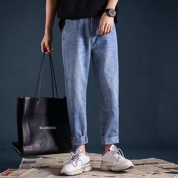 2019 spring and autumn ins male korean version of straight jeans loose wide leg solid color casual nine pants blue 27-34
2019 spring and autumn ins male korean version of straight jeans loose wide leg solid color casual nine pants blue 27-34