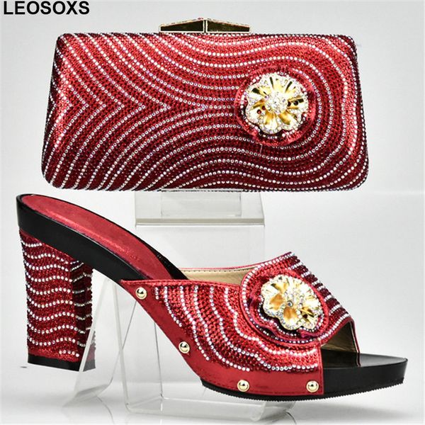 red color italian ladies shoes and bag set decorated with rhinestone nigerian shoes and bag set for women italy shoe, Black
red color italian ladies shoes and bag set decorated with rhinestone nigerian shoes and bag set for women italy shoe, Black