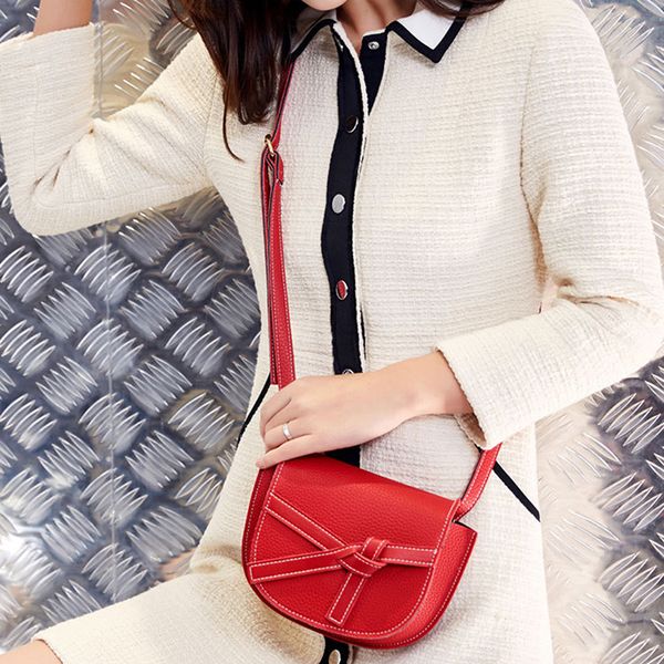 new fashion women bag pu leather trendy one shoulder shell bags 2019 korean version girl shoulder crossbody packet
new fashion women bag pu leather trendy one shoulder shell bags 2019 korean version girl shoulder crossbody packet