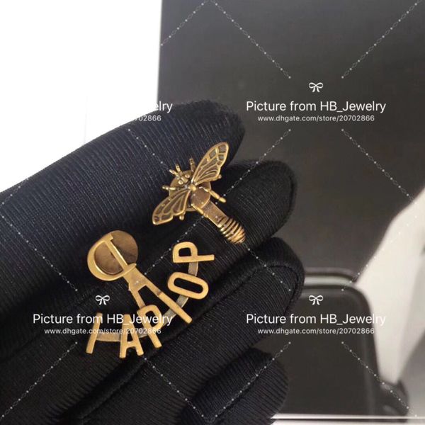Have stamps brand High version bee asymmetric designer earrings for lady Design Women Party Wedding Luxury Jewelry With for Bride with BOX
Have stamps brand High version bee asymmetric designer earrings for lady Design Women Party Wedding Luxury Jewelry With for Bride with BOX
