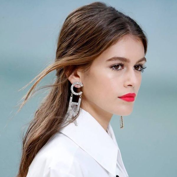 fashion rhinestone letter earrings for women hypoallergenic long drop earrings wedding brand c earings jewelry kolczyki z012, Silver
fashion rhinestone letter earrings for women hypoallergenic long drop earrings wedding brand c earings jewelry kolczyki z012, Silver