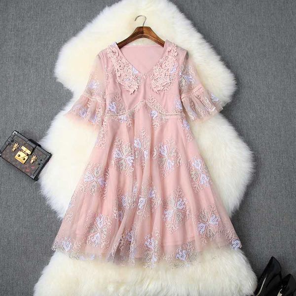 2019 новой взлетно-посадочной полосы лето flare рукавом кружева платье без тары сладкий платья женщины девочка вечернее клуб элегантный осен, Black;gray
2019 новой взлетно-посадочной полосы лето flare рукавом кружева платье без тары сладкий платья женщины девочка вечернее клуб элегантный осен, Black;gray