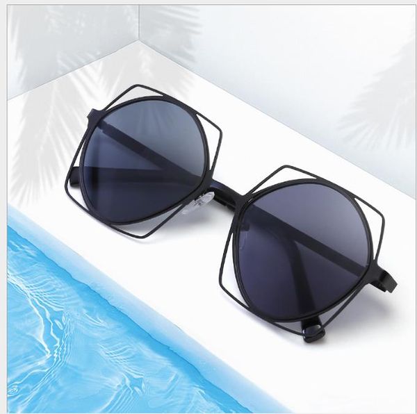 новая оправа аксессуаров одежды очки и аксессуары солнцезащитные очки, White;black
новая оправа аксессуаров одежды очки и аксессуары солнцезащитные очки, White;black