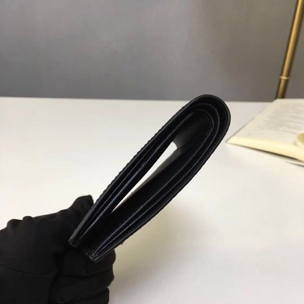 2019new! его..черный кошелек с цветами, размер 11,5 * 9см, Red;black
2019new! его..черный кошелек с цветами, размер 11,5 * 9см, Red;black