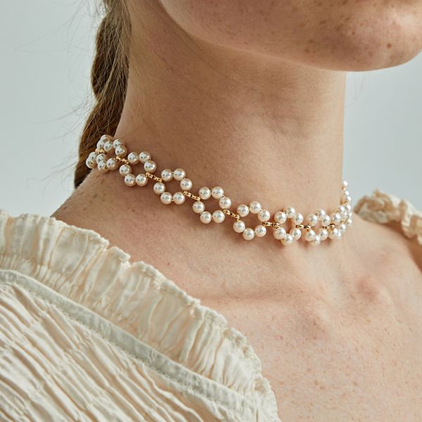 charm handmade pearl flower modelling choker necklaces for women vintage elegant gold color metal necklace trendy jewelry, Golden;silver
charm handmade pearl flower modelling choker necklaces for women vintage elegant gold color metal necklace trendy jewelry, Golden;silver