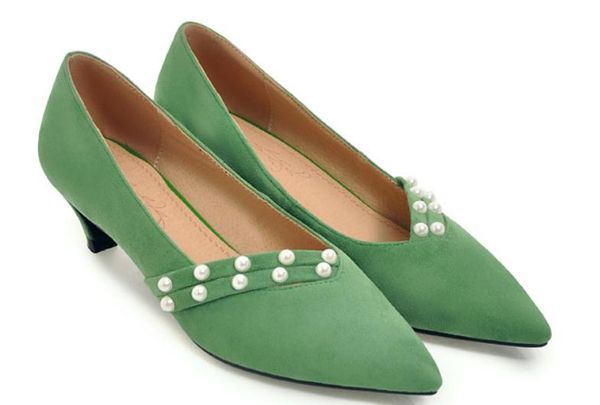 women's shoes in spring and autumn middle fine heel pointed end, Black 
women's shoes in spring and autumn middle fine heel pointed end, Black
