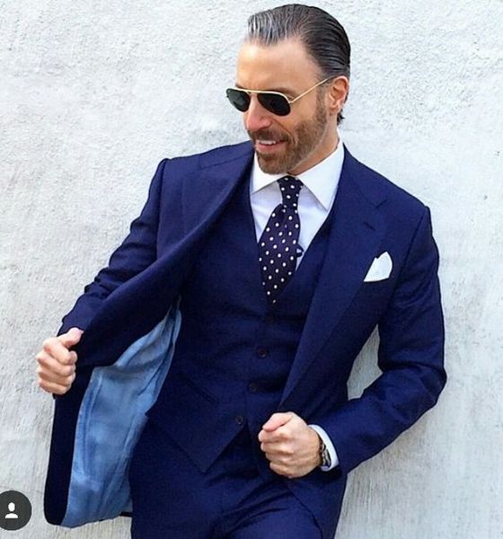 popular one button groomsmen notch lapel groom tuxedos men suits wedding/prom man blazer ( jacket+pants+vest+tie) 254, Black;gray
popular one button groomsmen notch lapel groom tuxedos men suits wedding/prom man blazer ( jacket+pants+vest+tie) 254, Black;gray