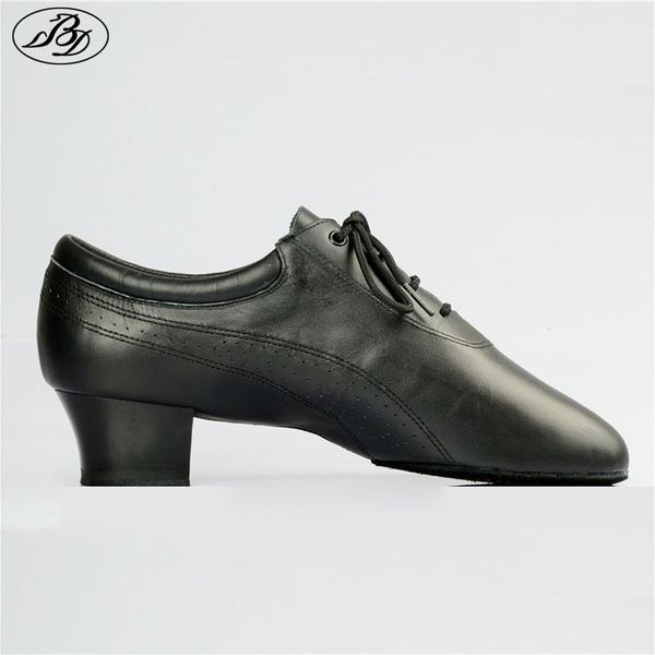 men latin dance shoes 424 split outsole soft leather professional dancesport shoe elastic heel ballroom dancing shoe
men latin dance shoes 424 split outsole soft leather professional dancesport shoe elastic heel ballroom dancing shoe