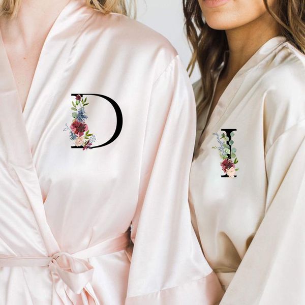 wedding satin dressing gown personalized custom name flower print bride team robes bridal party robes bridesmaid gift, Black;red
wedding satin dressing gown personalized custom name flower print bride team robes bridal party robes bridesmaid gift, Black;red