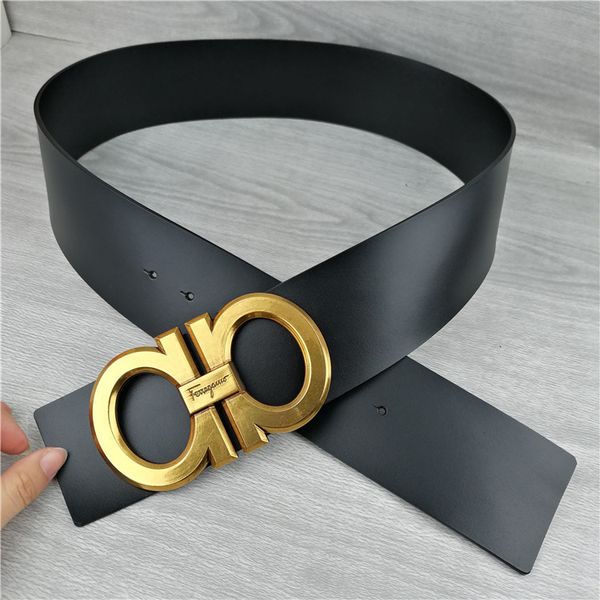 High-grade female belt Fashion casual smooth buckle belt wide belt with a large gold buckle 7 cm Black and red body band
High-grade female belt Fashion casual smooth buckle belt wide belt with a large gold buckle 7 cm Black and red body band