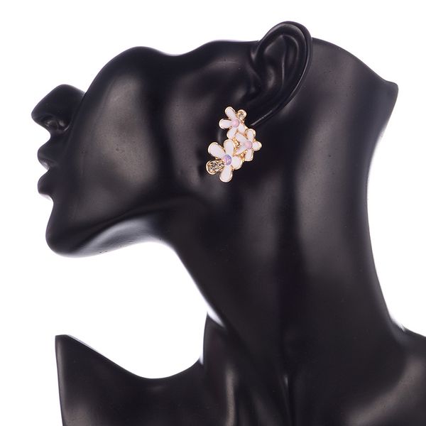 2020 spring new design colorful lacquer flower statement stud earring for woman bohemian sweet girls brincos summer stud earring, Golden;silver
2020 spring new design colorful lacquer flower statement stud earring for woman bohemian sweet girls brincos summer stud earring, Golden;silver