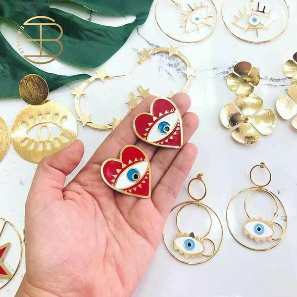2020 summer earring jewelry lady's fashion vocation enamel evil eye red heart stud earring bohemian love heart statement, Golden;silver
2020 summer earring jewelry lady's fashion vocation enamel evil eye red heart stud earring bohemian love heart statement, Golden;silver