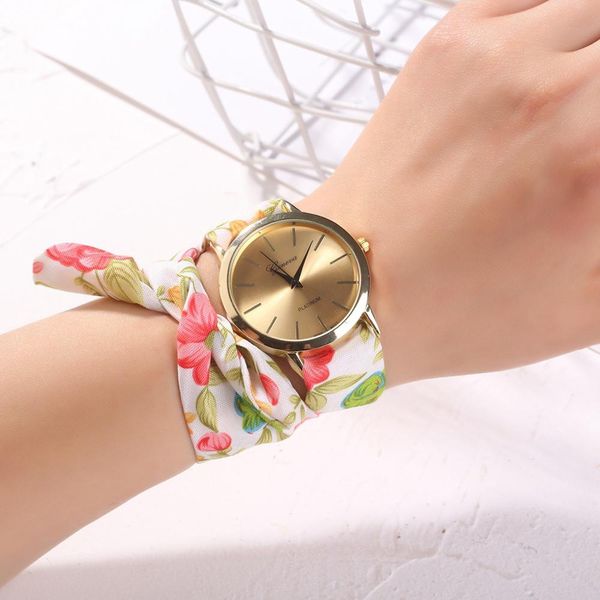 2019 design ladies flower cloth wristwatch fashion women dress watch fabric watch sweet girls bracelet, Slivery;brown
2019 design ladies flower cloth wristwatch fashion women dress watch fabric watch sweet girls bracelet, Slivery;brown