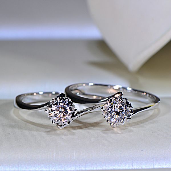0.3ct solid 925 sterling silver wedding anniversary moissanite sona diamond ring engagement band jewelry men women 2019 drop shipping, Slivery;golden
0.3ct solid 925 sterling silver wedding anniversary moissanite sona diamond ring engagement band jewelry men women 2019 drop shipping, Slivery;golden