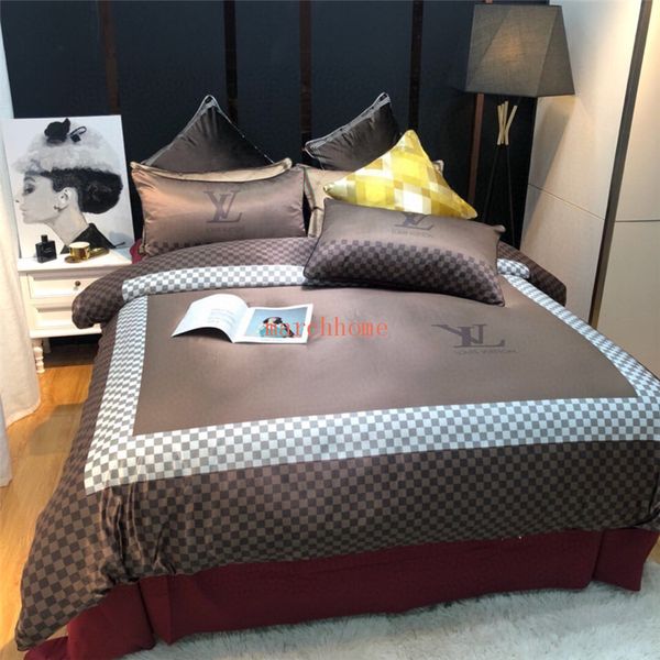 spring and summer new trendy fashion quilt cover luxurious and comfortable cotton silk bedding 4 sets asian  size 
spring and summer new trendy fashion quilt cover luxurious and comfortable cotton silk bedding 4 sets asian  size