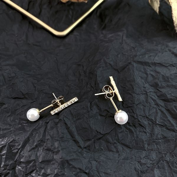 2019 korean edition earrings fashion pearl earrings s925 silver needle allergy creative temperament, Golden;silver
2019 korean edition earrings fashion pearl earrings s925 silver needle allergy creative temperament, Golden;silver