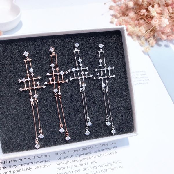 2019 new korean geometric hollow luxury full rhinestone irregular long drop dangle earrings for women jewelry pendientes 6a4025, Golden
2019 new korean geometric hollow luxury full rhinestone irregular long drop dangle earrings for women jewelry pendientes 6a4025, Golden