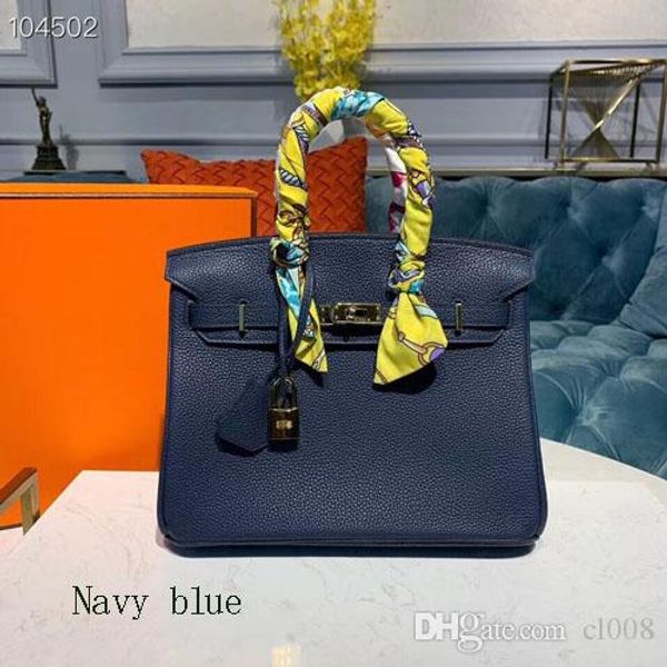 designer leather totes women luxury handbags togo leather waxed lines perfect work 25cm small crossbody 2pc dozen of colors in stock
designer leather totes women luxury handbags togo leather waxed lines perfect work 25cm small crossbody 2pc dozen of colors in stock