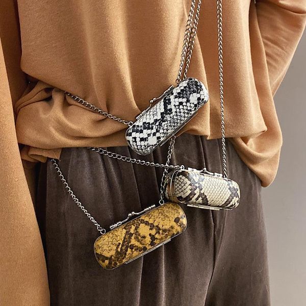 mini snake pattern lipstick women bag 2020 fashion quality pu leather women's handbag lock chain shoulder messenger bag
mini snake pattern lipstick women bag 2020 fashion quality pu leather women's handbag lock chain shoulder messenger bag