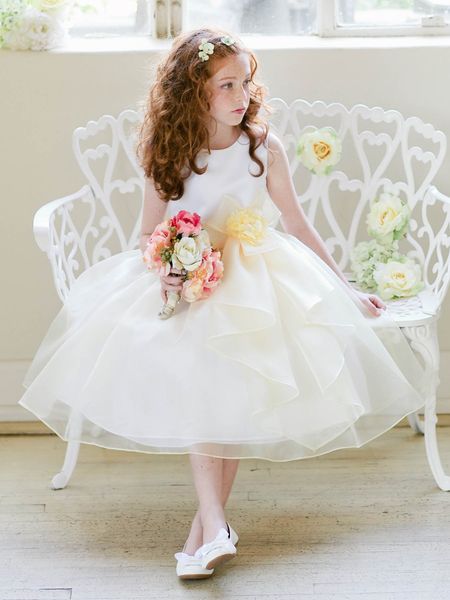 2019 lovely holy yellow flower girls dresses tea length organza jewel neck big bow sash princess kids pageant dresses girls party gowns, White;blue
2019 lovely holy yellow flower girls dresses tea length organza jewel neck big bow sash princess kids pageant dresses girls party gowns, White;blue