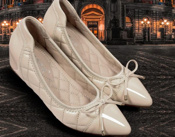 2019 women's shoes in spring and autumn with new style slope heel pointed end bowknot #w64, Black
2019 women's shoes in spring and autumn with new style slope heel pointed end bowknot #w64, Black