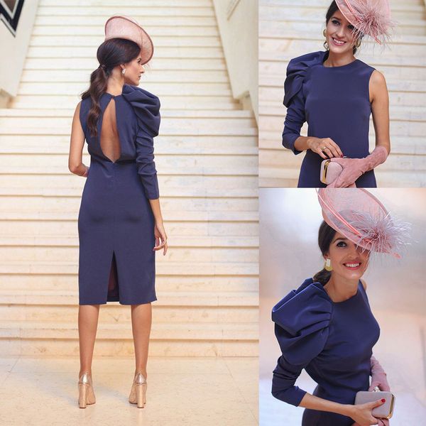 2020 gorgeous wedding guest gown satin mother of the bride dress elegant jewel hollow knee-length custom made a-line mother gown, Black;red
2020 gorgeous wedding guest gown satin mother of the bride dress elegant jewel hollow knee-length custom made a-line mother gown, Black;red