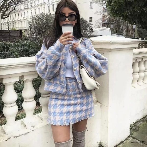 women elegant woolen plaid two pieces set tassel single-breasted blazer and mini skirt lantern sleeve charming sets, White;black
women elegant woolen plaid two pieces set tassel single-breasted blazer and mini skirt lantern sleeve charming sets, White;black