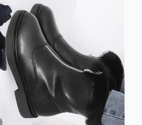 2018 fashion women's boots in winter with new style flat bottom round head keep warm non-slip@dss90, Black
2018 fashion women's boots in winter with new style flat bottom round head keep warm non-slip@dss90, Black