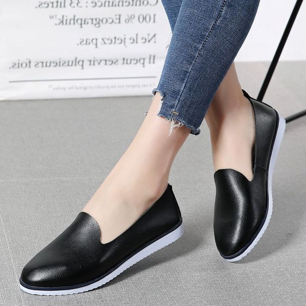 2019 new style genuine leather loafers breathable shoes foot covering loafers casual shoes flat small leather women's shoe, Black
2019 new style genuine leather loafers breathable shoes foot covering loafers casual shoes flat small leather women's shoe, Black