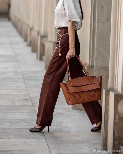 new bag from the clouds began to open the floodgates self-heavy practical stylish 100%leather five colors 2psc/lot drop shiping
new bag from the clouds began to open the floodgates self-heavy practical stylish 100%leather five colors 2psc/lot drop shiping