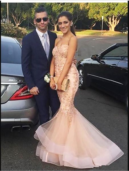 2020 new design mermaid prom dresses strapless floral appliques lace floor length formal evening dress party gowns custom size, Black
2020 new design mermaid prom dresses strapless floral appliques lace floor length formal evening dress party gowns custom size, Black