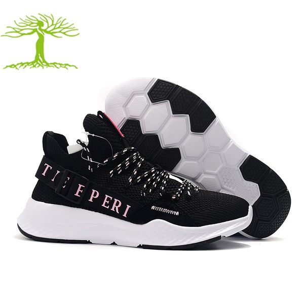 2020 new casual shoes treeperi speed socks trainer 2.0 men women pdark grey grey black pink sports luxury platform designer sneakers
2020 new casual shoes treeperi speed socks trainer 2.0 men women pdark grey grey black pink sports luxury platform designer sneakers