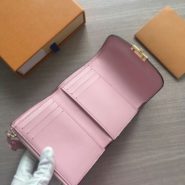 60208 Дизайнерские кошельки Пять цветов Дизайнерский кошелек с пряжкой и кисточкой
60208 Дизайнерские кошельки Пять цветов Дизайнерский кошелек с пряжкой и кисточкой