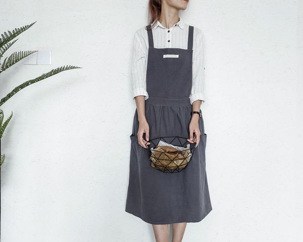 2pcs women cotton linen adjustable bib apron with pocket cross back work apron for cooking,baking,crafting,flower arrangement
2pcs women cotton linen adjustable bib apron with pocket cross back work apron for cooking,baking,crafting,flower arrangement
