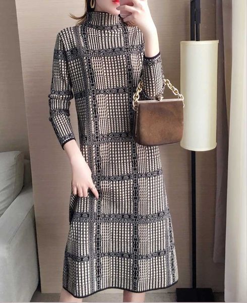 2019 осень и зима новый ломаную высокой шеи свободно трикотажные платья женщин средней длины базы свитер юбка оптовой, Black;gray
2019 осень и зима новый ломаную высокой шеи свободно трикотажные платья женщин средней длины базы свитер юбка оптовой, Black;gray