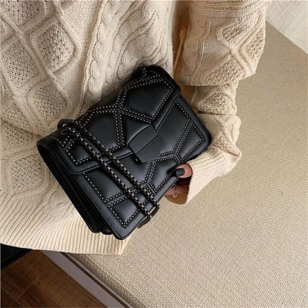 designer vintage leather small shoulder messenger bags for women luxury chain lock crossbody bag lady travel hand bags feminina
designer vintage leather small shoulder messenger bags for women luxury chain lock crossbody bag lady travel hand bags feminina