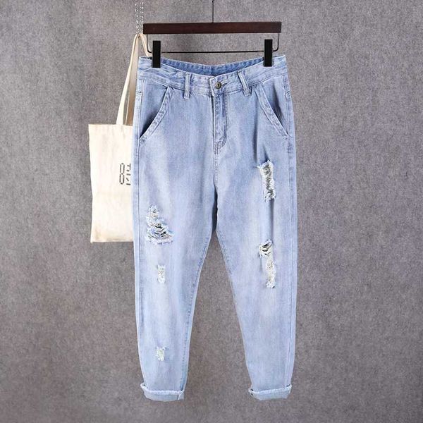 2020 summer newly fashion men jeans light blue loose fit destroyed ripped jeans men harem pants korean wide leg hip hop
2020 summer newly fashion men jeans light blue loose fit destroyed ripped jeans men harem pants korean wide leg hip hop