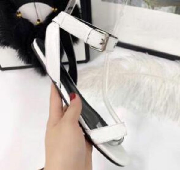 luxury women popular leather sandal striking gladiator style designer outsole perfect flat canvas plain sandals leather making, Black
luxury women popular leather sandal striking gladiator style designer outsole perfect flat canvas plain sandals leather making, Black