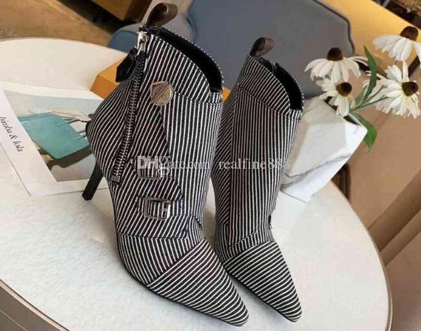 5a 6727380 janet ankle boot,cotton canvas,leather outsole,silver-tone metal zip,engraved closure,size 35-41,dhl ing, Black
5a 6727380 janet ankle boot,cotton canvas,leather outsole,silver-tone metal zip,engraved closure,size 35-41,dhl ing, Black