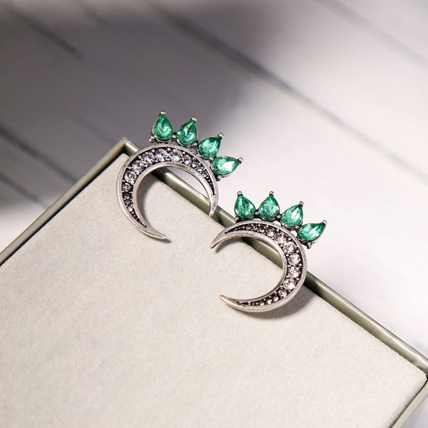 romantic moon with teardrop acrylic crystal stud earrings ear piercing fashion jewelery charm lovely cute earrings for girls, White
romantic moon with teardrop acrylic crystal stud earrings ear piercing fashion jewelery charm lovely cute earrings for girls, White