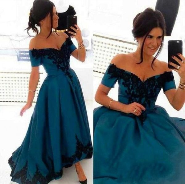 arabic prom dresses a line party dress long train backless off the shoulder black applique dress, White;black
arabic prom dresses a line party dress long train backless off the shoulder black applique dress, White;black