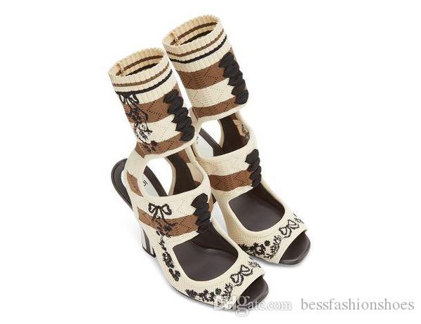 Striped tretch knitted ankle boot women open toe embroidery chunky high heel hoe runway hoe woman cut out ock boot ummer
Striped tretch knitted ankle boot women open toe embroidery chunky high heel hoe runway hoe woman cut out ock boot ummer