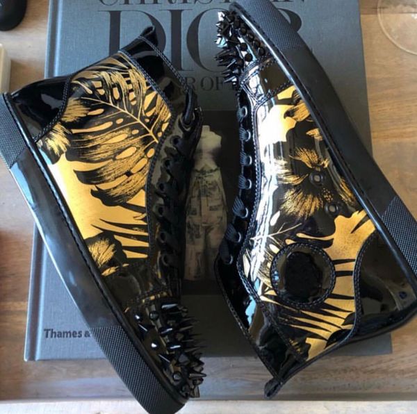 Elegant High Top Sneakers Shoes Women,Men Trainers Printed Patent Leather Louisflats Red Bottom Sneaker Fashion Party Wedding Dress EU47
Elegant High Top Sneakers Shoes Women,Men Trainers Printed Patent Leather Louisflats Red Bottom Sneaker Fashion Party Wedding Dress EU47