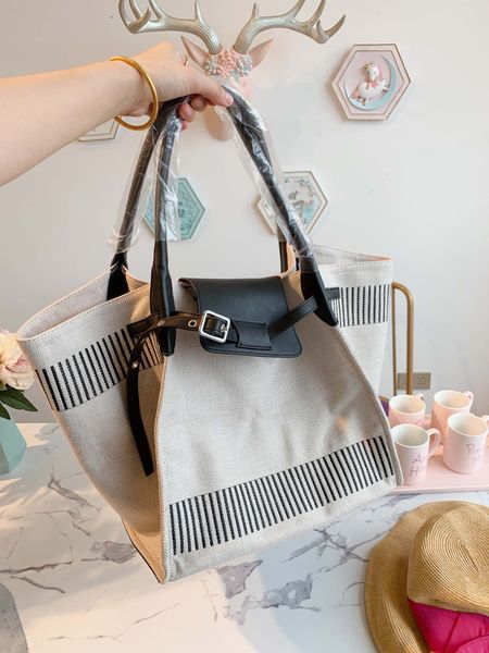 big designer handbag new luxury designer totes shopping bag canvas stitching women's beach bag
big designer handbag new luxury designer totes shopping bag canvas stitching women's beach bag