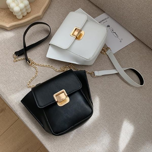 pu leather women bag 2020 new handbags women bags ladies fashion shoulder sling bag chain crossbody bags
pu leather women bag 2020 new handbags women bags ladies fashion shoulder sling bag chain crossbody bags