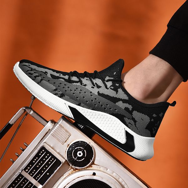 2020 men running shoes sneakers breathable sports jogging walking shoes for men summer light athletic sneakers male footwear man
2020 men running shoes sneakers breathable sports jogging walking shoes for men summer light athletic sneakers male footwear man