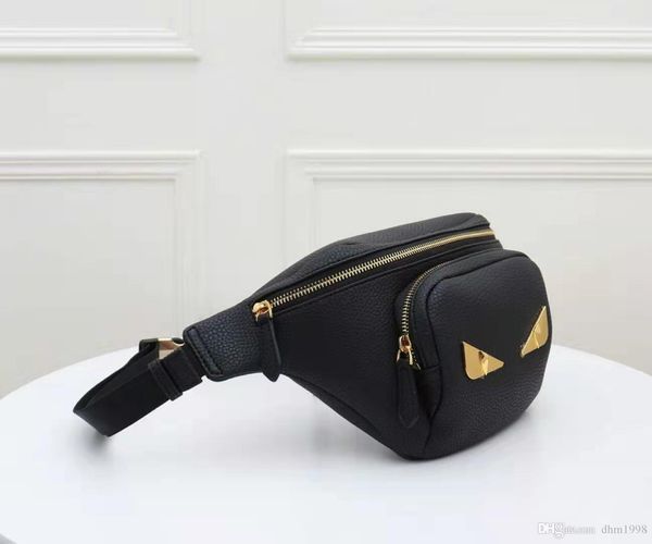 2020 fashion designer men and women fashion bag classic large capacity adjustable length men's fashion black pockets are zipper free
2020 fashion designer men and women fashion bag classic large capacity adjustable length men's fashion black pockets are zipper free